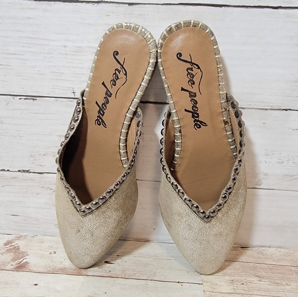 Free People NWOB Studded Newport Flats in metallic leather EU36 - Picture 3 of 13
